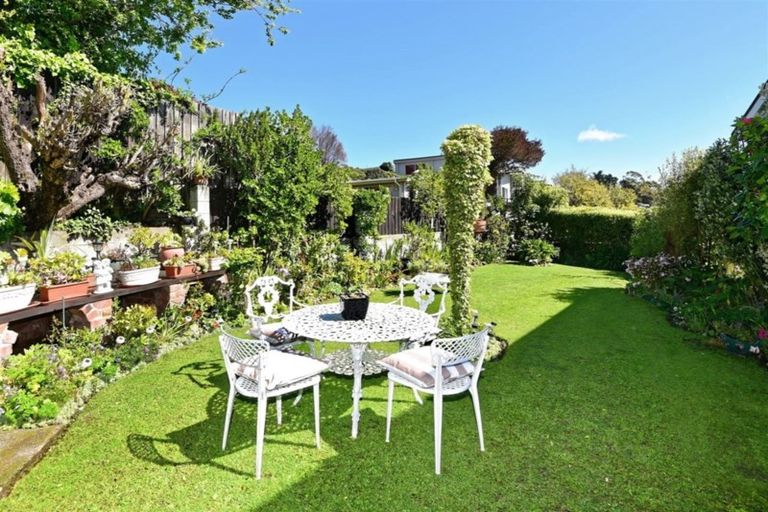 Photo of property in 112 Soleares Avenue, Mount Pleasant, Christchurch, 8081