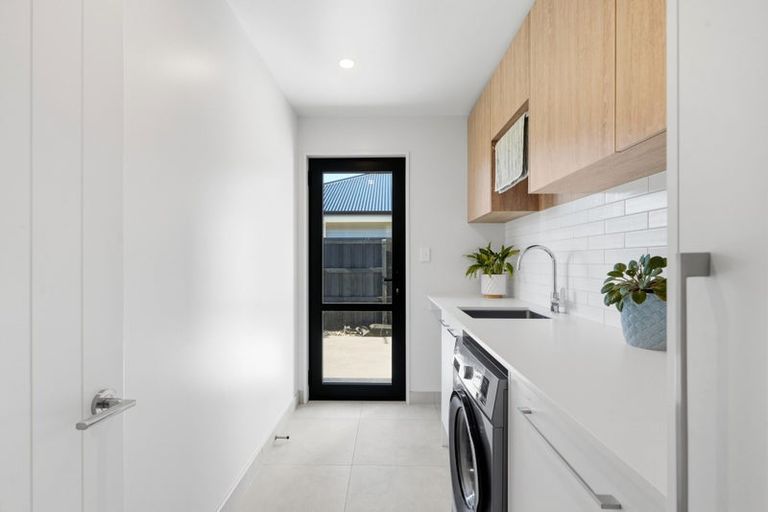 Photo of property in 7 Cam Mill Place, Rangiora, 7400