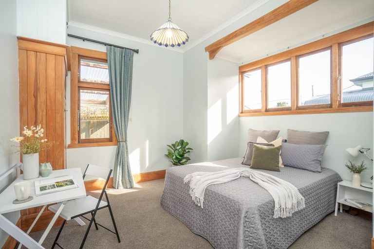 Photo of property in 21 Alfred Street, Roslyn, Palmerston North, 4414