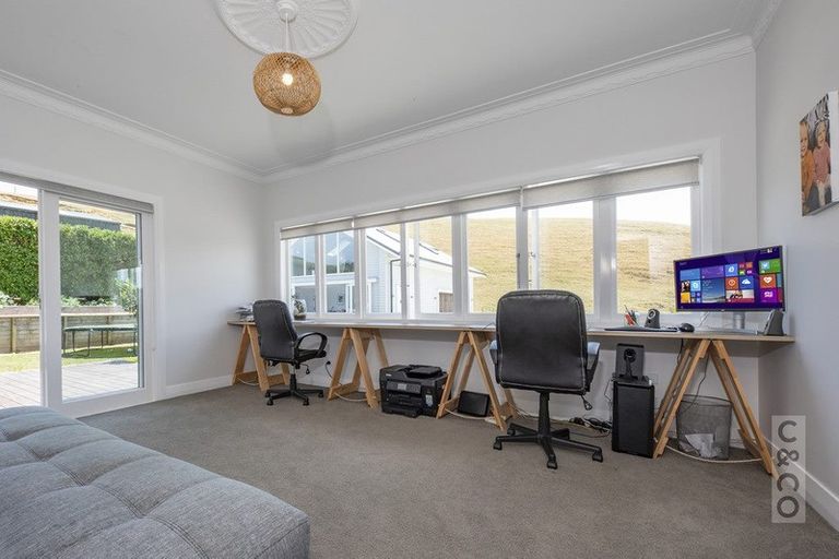 Photo of property in 246a Taiapa Road, Muriwai, Waimauku, 0881