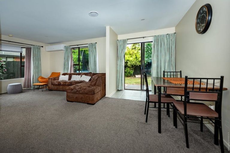 Photo of property in 33a Cardigan Bay Place, Addington, Christchurch, 8024