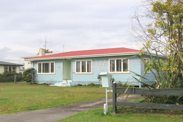 Photo of property in 22 Kulim Avenue, Otumoetai, Tauranga, 3110