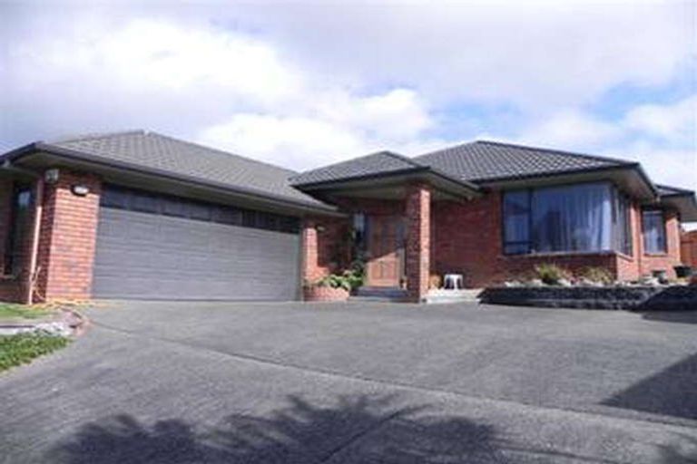 Photo of property in 19 Southworth Place, Grandview Heights, Hamilton, 3200