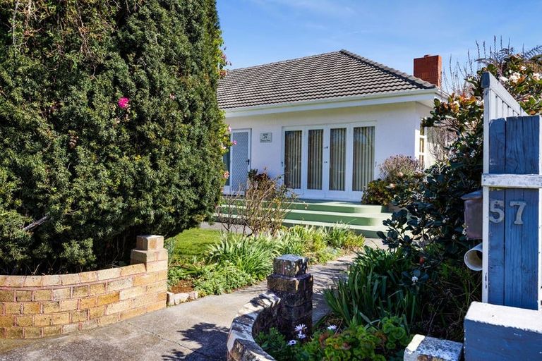 Photo of property in 57 Dixon Avenue, Hawera, 4610