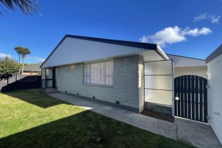 Photo of property in 4/26 Picton Avenue, Riccarton, Christchurch, 8011