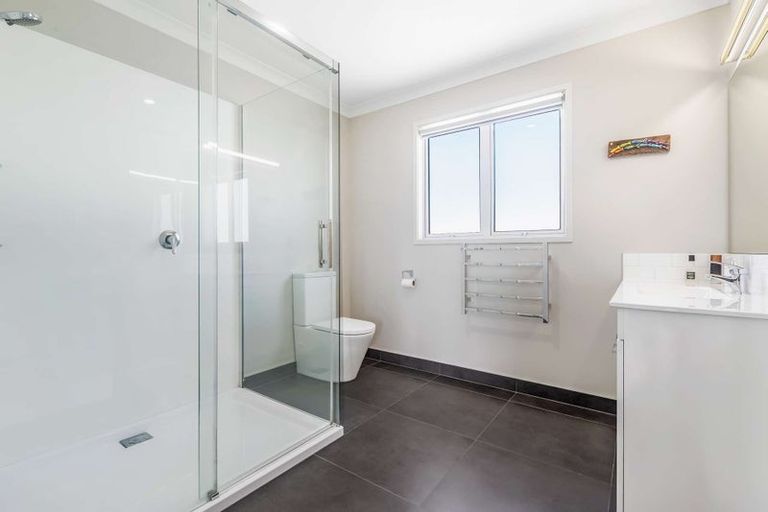 Photo of property in 16 Midgard Road, Coopers Beach, 0420