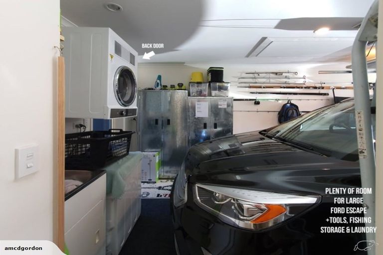 Photo of property in 3/262 Centreway Road, Orewa, 0931