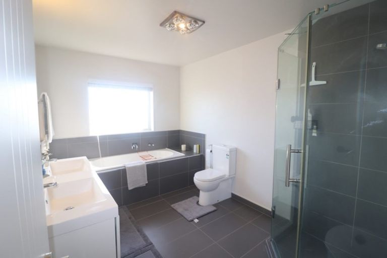 Photo of property in 8 Bankside Road, Silverdale, 0932