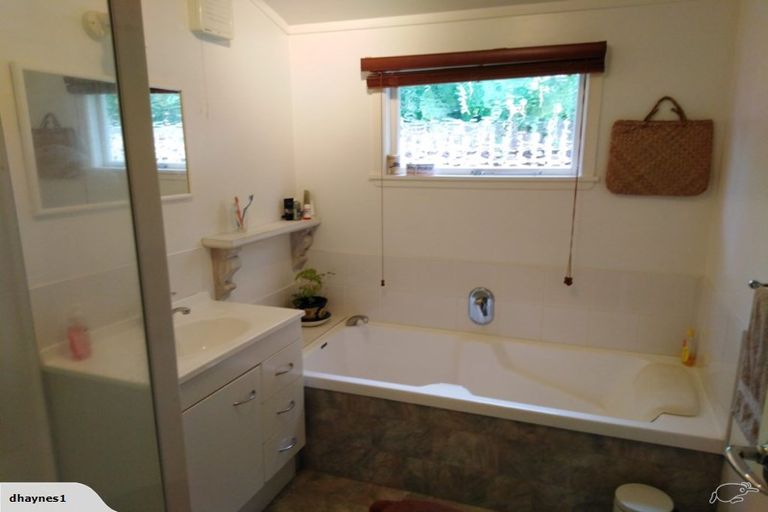 Photo of property in 46a Doralto Road, Frankleigh Park, New Plymouth, 4310