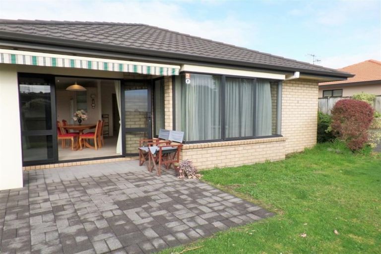 Photo of property in 6 Hawk Place, Welcome Bay, Tauranga, 3112