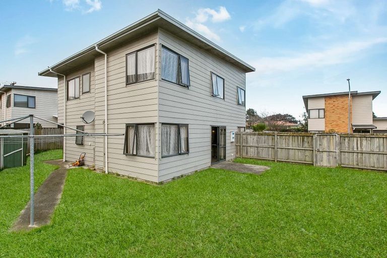 Photo of property in 3 Clarrie Wills Way, Otara, Auckland, 2025