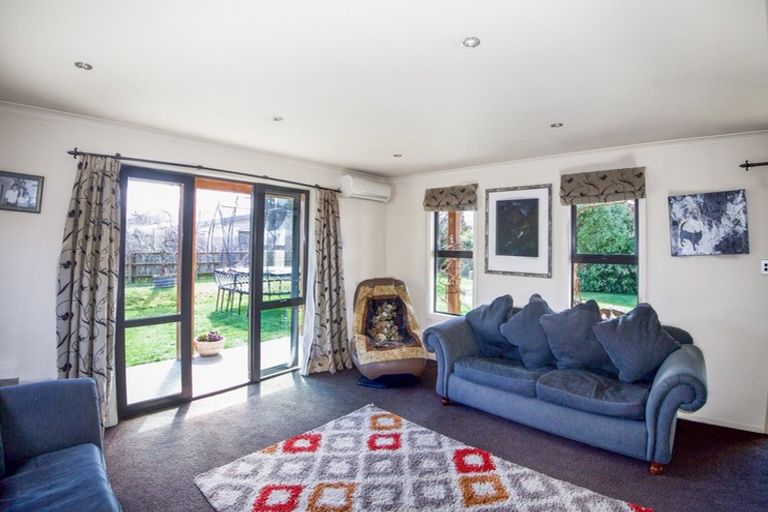 Photo of property in 20 Frye Crescent, Albert Town, Wanaka, 9305