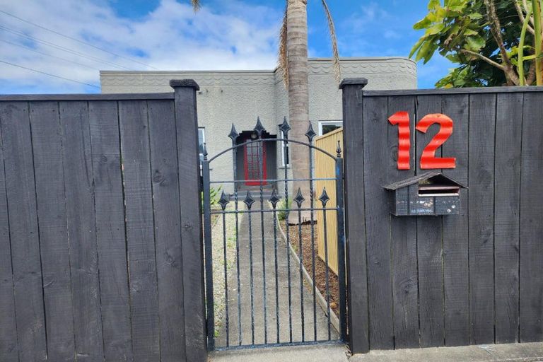 Photo of property in 12 Vogel Street, Fitzroy, New Plymouth, 4312