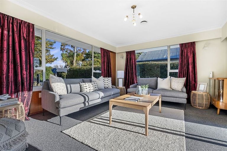 Photo of property in 1/38 Brookside Terrace, Bryndwr, Christchurch, 8053