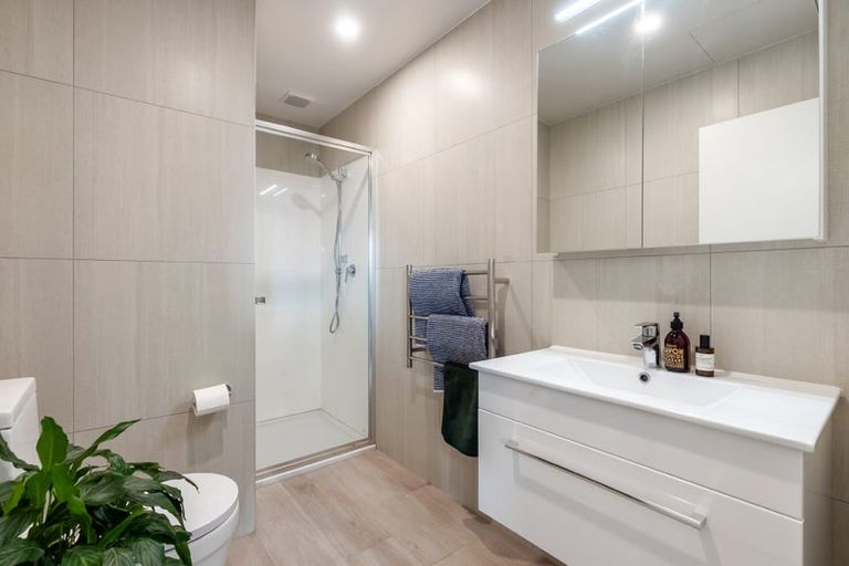 Photo of property in 201/2b Matatiki Street, Northcote, Auckland, 0627