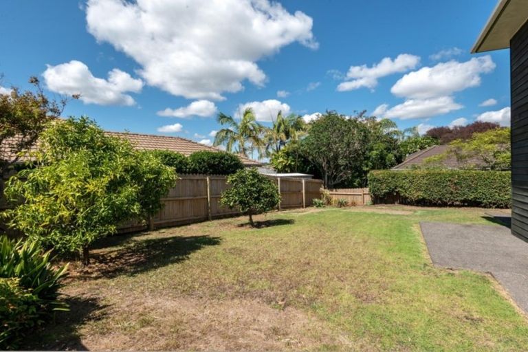 Photo of property in 26 Nicholas Road, Somerville, Auckland, 2014