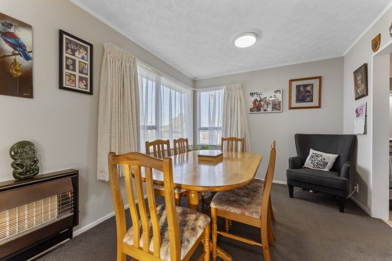 Photo of property in 20 Bastia Avenue, Bastia Hill, Whanganui, 4500