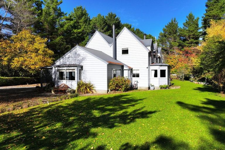 Photo of property in 1305 Opaki Kaiparoro Road, Mauriceville, Masterton, 5882