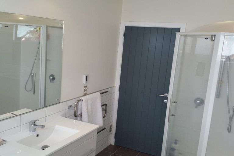 Photo of property in 361 Karori Road, Karori, Wellington, 6012