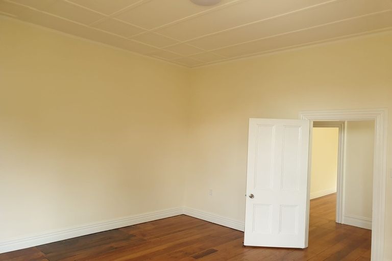 Photo of property in 78 Raroa Road, Kelburn, Wellington, 6012