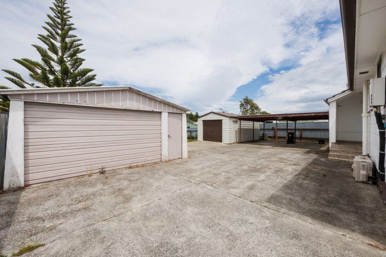 Photo of property in 103 Clyde Crescent, Roslyn, Palmerston North, 4414