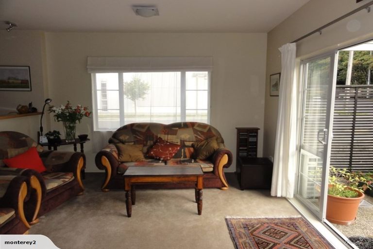 Photo of property in Monterey Apartments, 6/232 Middleton Road, Glenside, Wellington, 6037