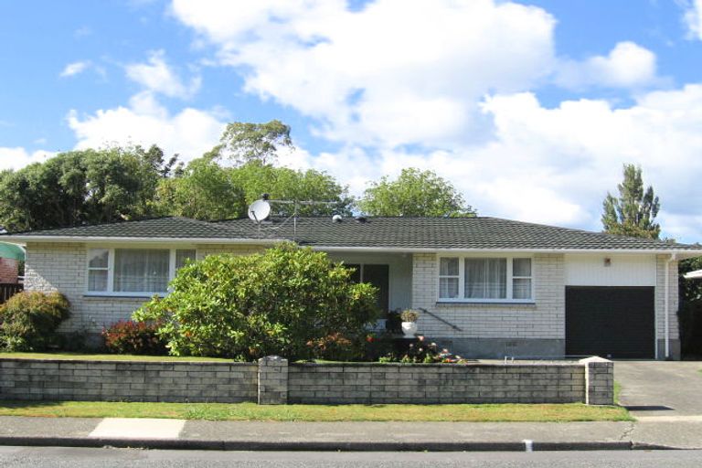 Photo of property in 44 Holdsworth Avenue, Trentham, Upper Hutt, 5018
