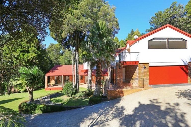 Photo of property in 789 Scenic Drive, Henderson Valley, Auckland, 0612