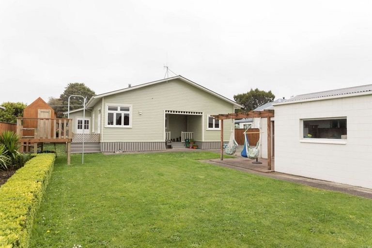 Photo of property in 46 Swinburn Street, Dannevirke, 4930