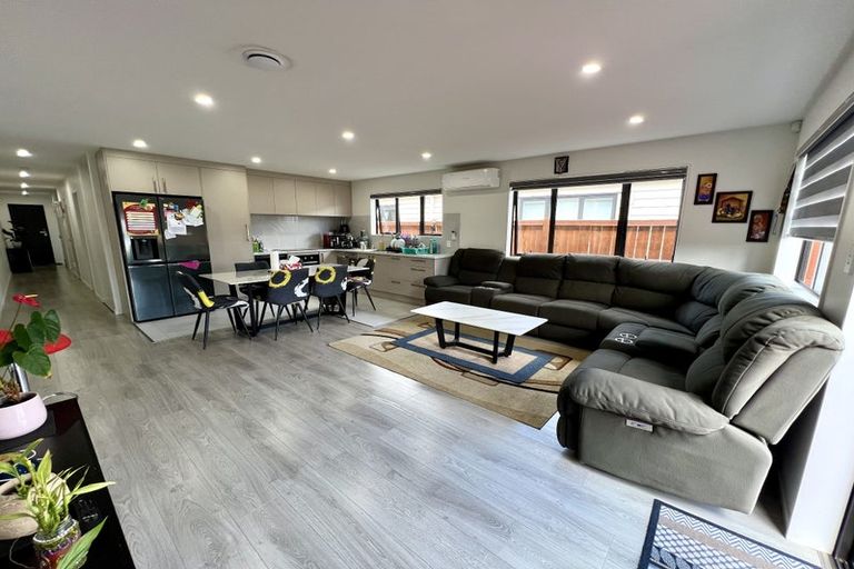 Photo of property in 11b Tributary Parade, Karaka, Papakura, 2113