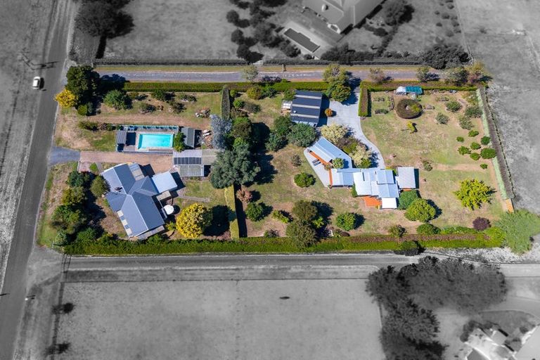 Photo of property in 52 Lissette Road, Newstead, Hamilton, 3286