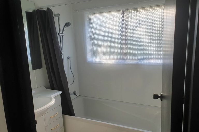 Photo of property in 88b Kawaha Point Road, Kawaha Point, Rotorua, 3010