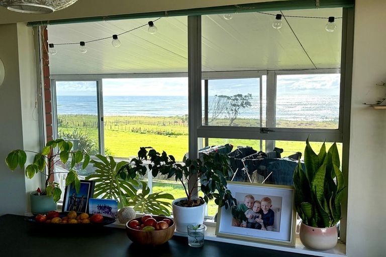 Photo of property in 44 Hume Street, Waitara, 4320