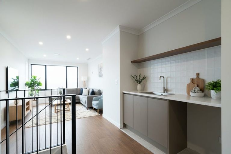 Photo of property in 57 Michael Bosher Way, Flat Bush, Auckland, 2019