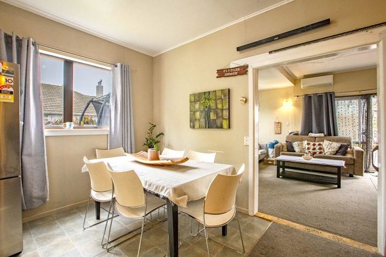 Photo of property in 42 Geddis Avenue, Maraenui, Napier, 4110