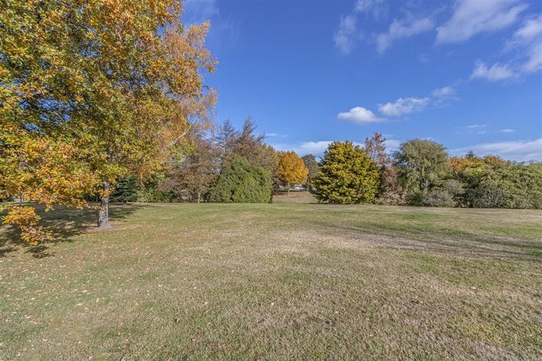 Photo of property in 11 Glenbarr Lane, Broomfield, Christchurch, 8042