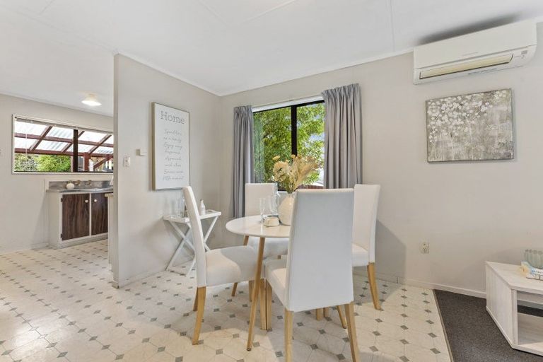 Photo of property in 72 Fraser Drive, Feilding, 4702