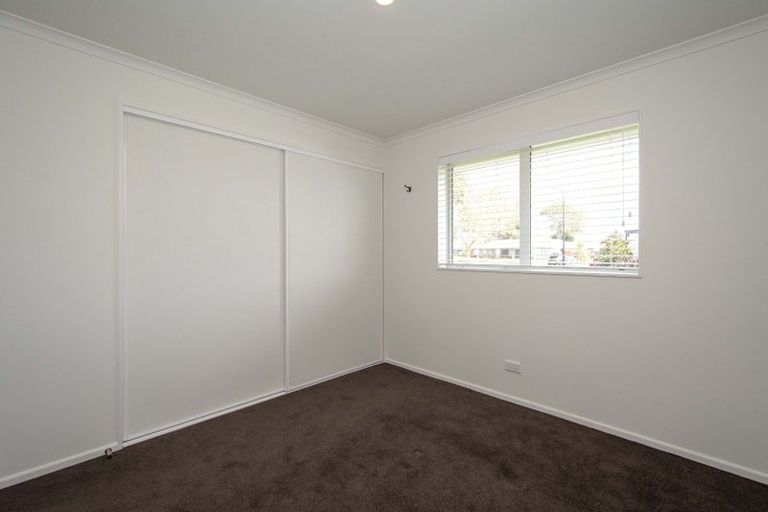 Photo of property in 31 Tara Crescent, Woodend, 7610