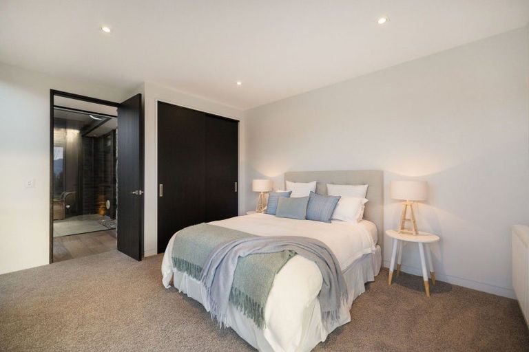 Photo of property in 6 Bloxham Lane, Lake Hayes, Queenstown, 9371