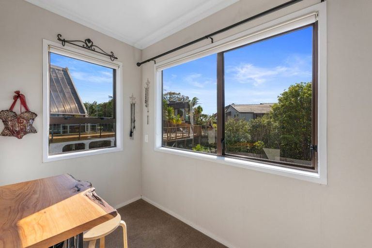 Photo of property in 188 Sandspit Road, Shelly Park, Auckland, 2014