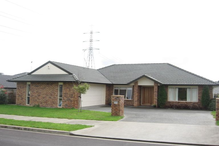 Photo of property in 17 Norman Close, The Gardens, Auckland, 2105