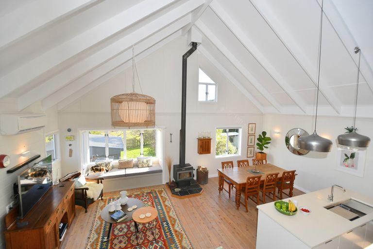 Photo of property in 6 Kendale Drive, Leigh, 0985