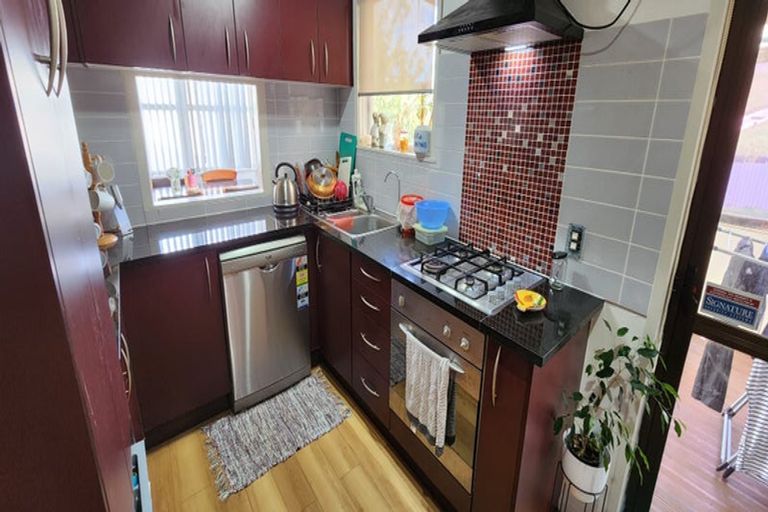 Photo of property in 29 Stott Avenue, Birkdale, Auckland, 0626