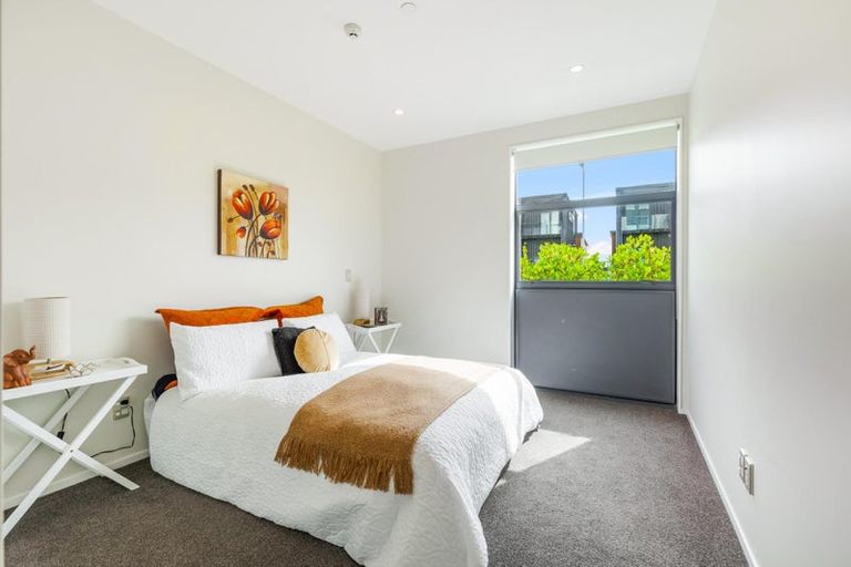 Photo of property in 5/2g Onekiritea Road, Hobsonville, Auckland, 0616