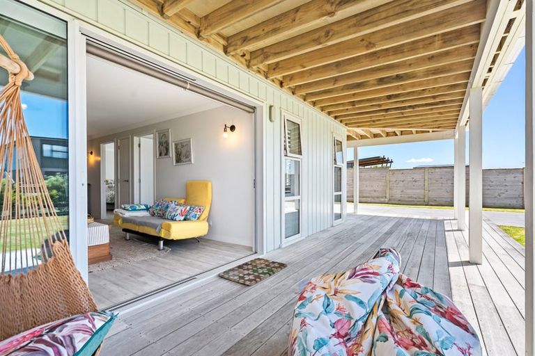 Photo of property in 3 Christie Close, Pataua North, Parua Bay, 0175