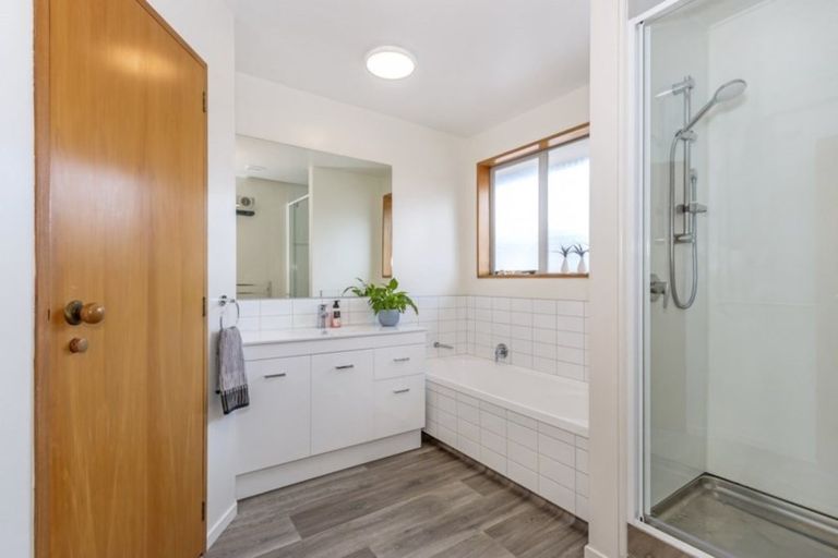 Photo of property in 48 Ben Nevis Drive, Broomfield, Christchurch, 8042