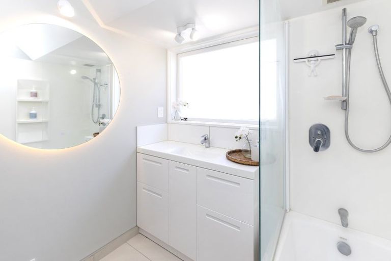 Photo of property in 28 Bengal Drive, Cashmere, Christchurch, 8022