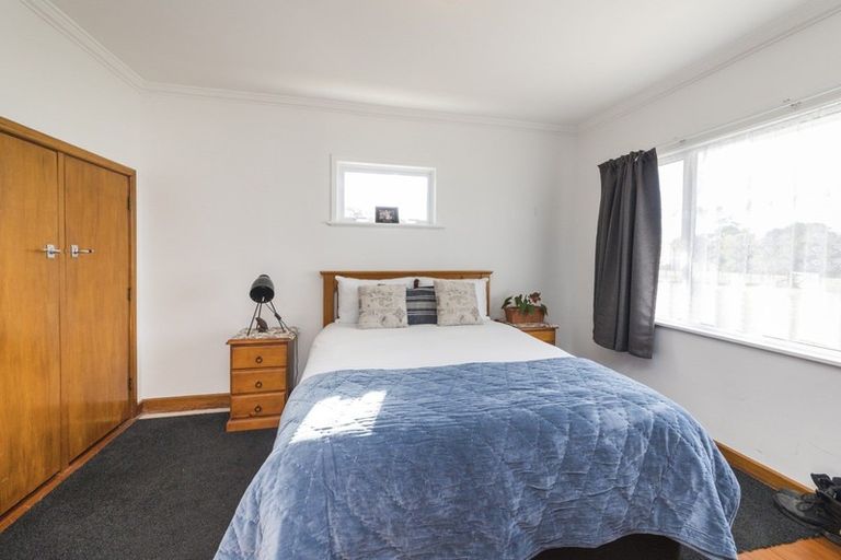 Photo of property in 106 Cemetery Road, Sanson, Palmerston North, 4479