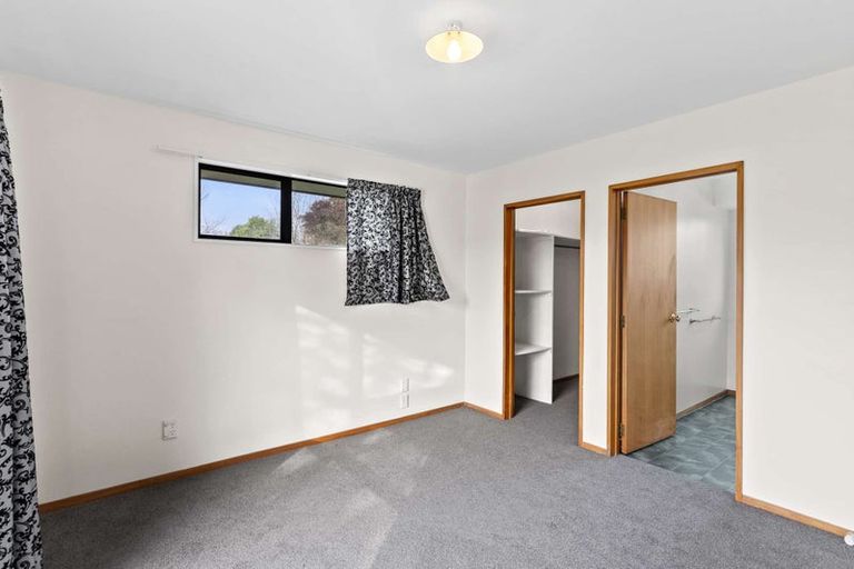 Photo of property in 31 Seascape Gardens, Bromley, Christchurch, 8062