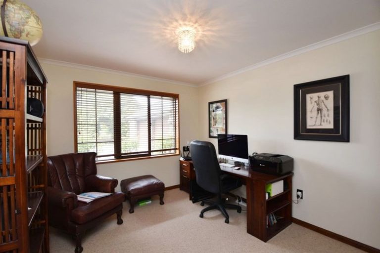 Photo of property in 30 Ariki Avenue, Otatara, Invercargill, 9879